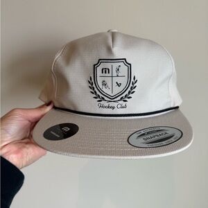 NEW.   Bauer Hockey Travis Mathew FACE OFF HAT - ADULT